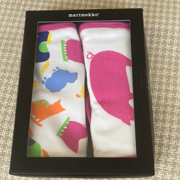 NWT marimekko bibs set of 2 - Picture 1 of 2